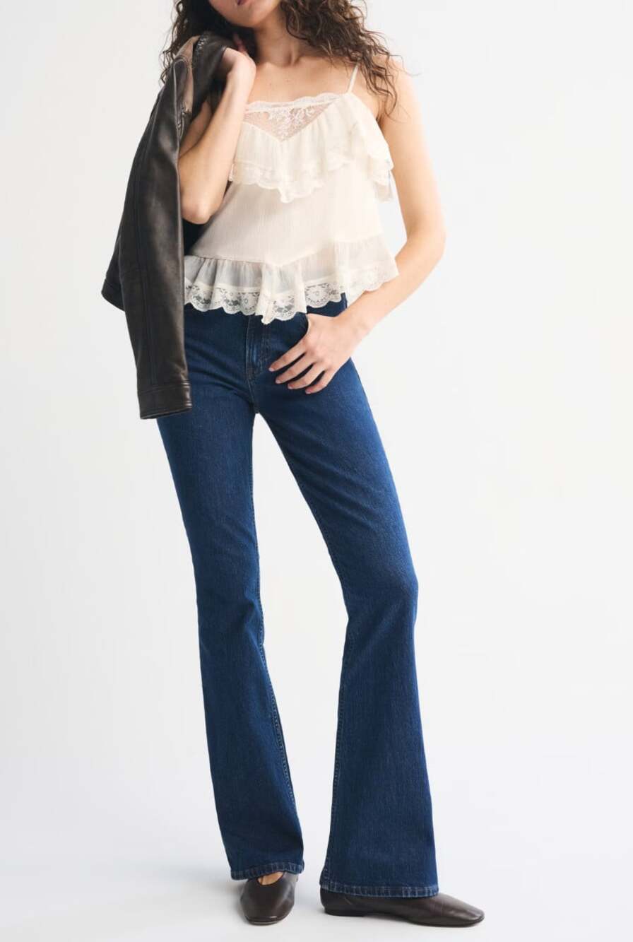 Abercrombie NWT High Rise Bootcut Jean in Dark Wash Size 27 Short
